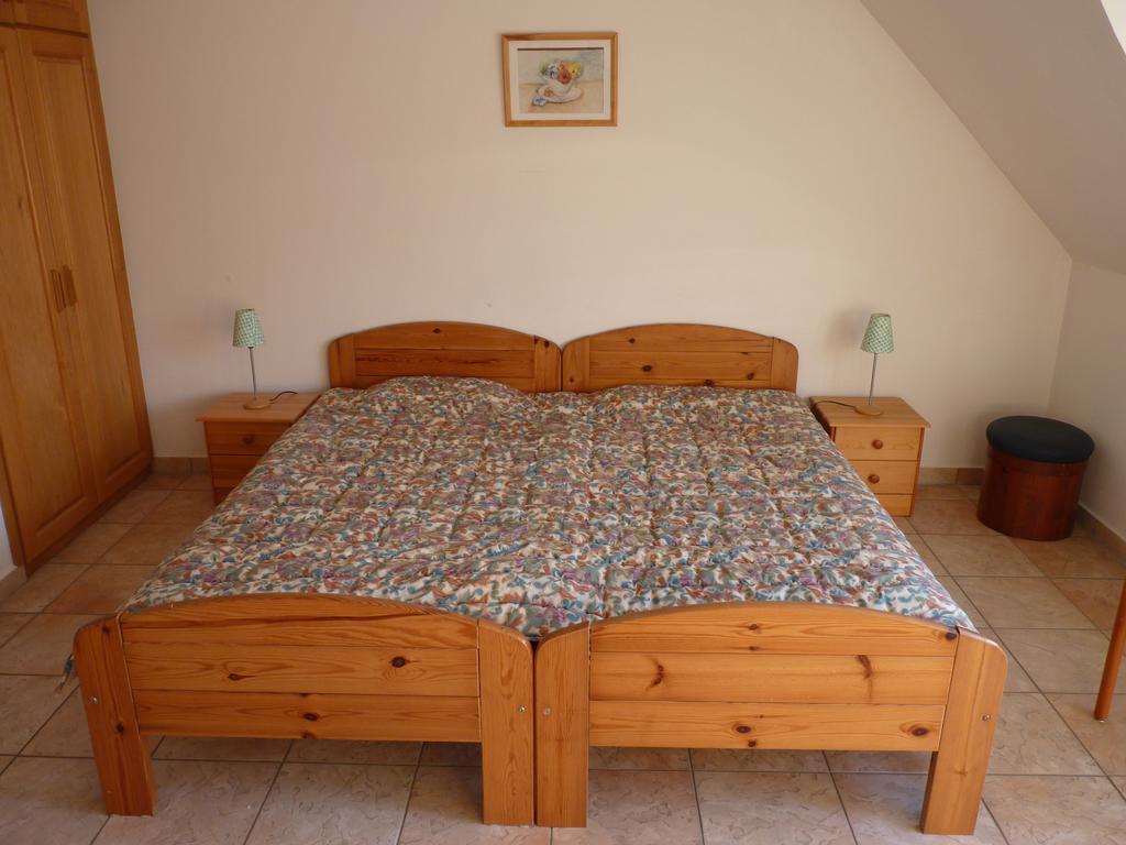 Zoldhaz Bio Panzio Hotell Gyenesdiás Exteriör bild